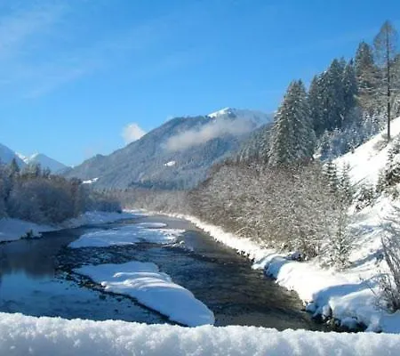 Haus Alpina *