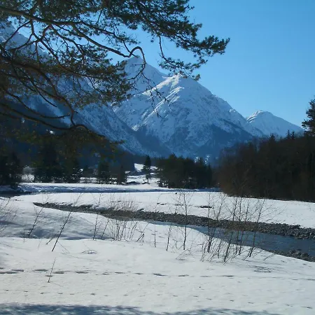 Haus Alpina Homestay