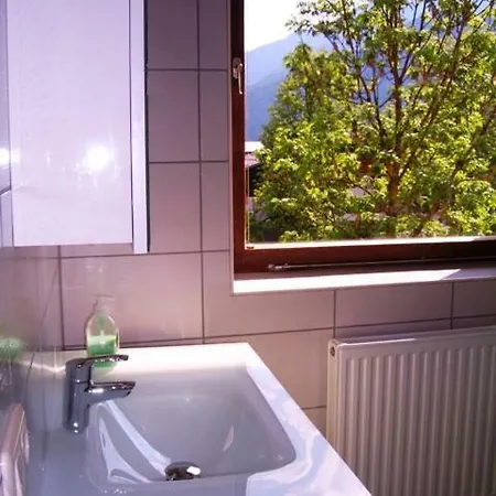 Séjour chez l'habitant Haus Alpina *