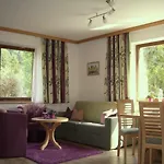 Homestay Haus Alpina *