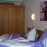 Homestay Haus Alpina *